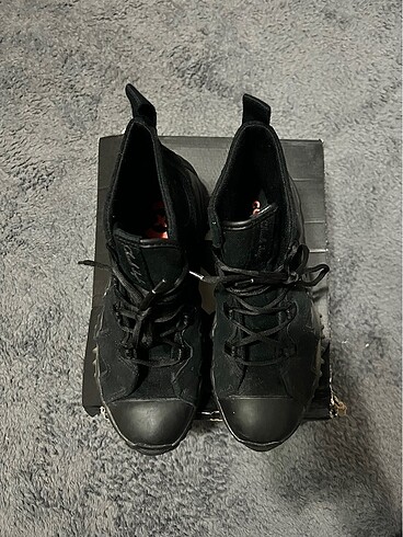 40 Beden siyah Renk Converse