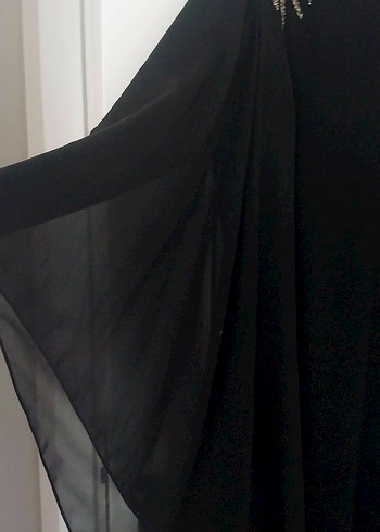 siyah kol detayı sifon abiye elbise - Görsel 3
