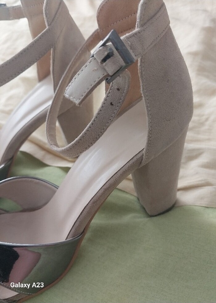 Topuklu ayakkabi - Görsel 2