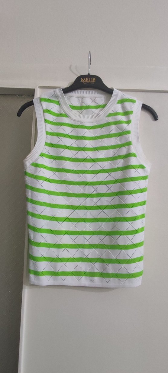 Yeşil Çizgili Triko Kadın Süveter - Görsel 2