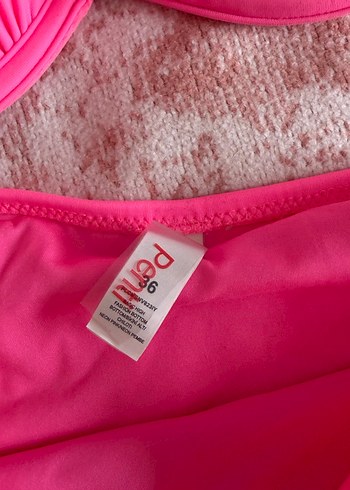 Pembe Bikini - Görsel 2