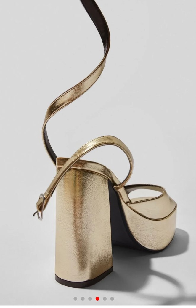 Altın Renkli Metal Platform Topuklu Kadın Ayakkabı - Görsel 2