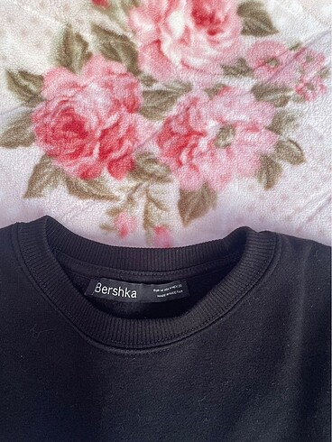 Bershka Sweatshirt