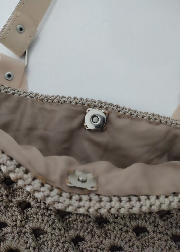 El örgüsü bej rengi makrome çanta  - Görsel 4