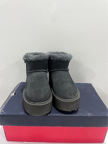 36 Beden gri Renk Oysho ugg bot