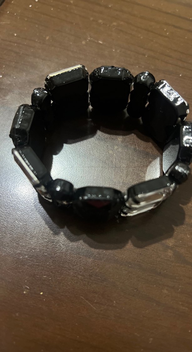 Siyah Parlak Desenli Kadın Bileklik - Görsel 3