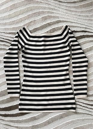 H&M Siyah-krem Triko