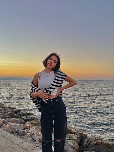 32 Beden siyah Renk Trendyolmilla jean