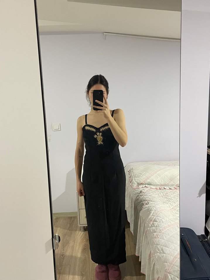 İşlemeli Siyah Uzun Abiye Elbise - Görsel 3