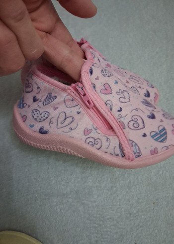 Kız Çocuk Pembe Kalp Desenli Sıcak Terlik - Görsel 5