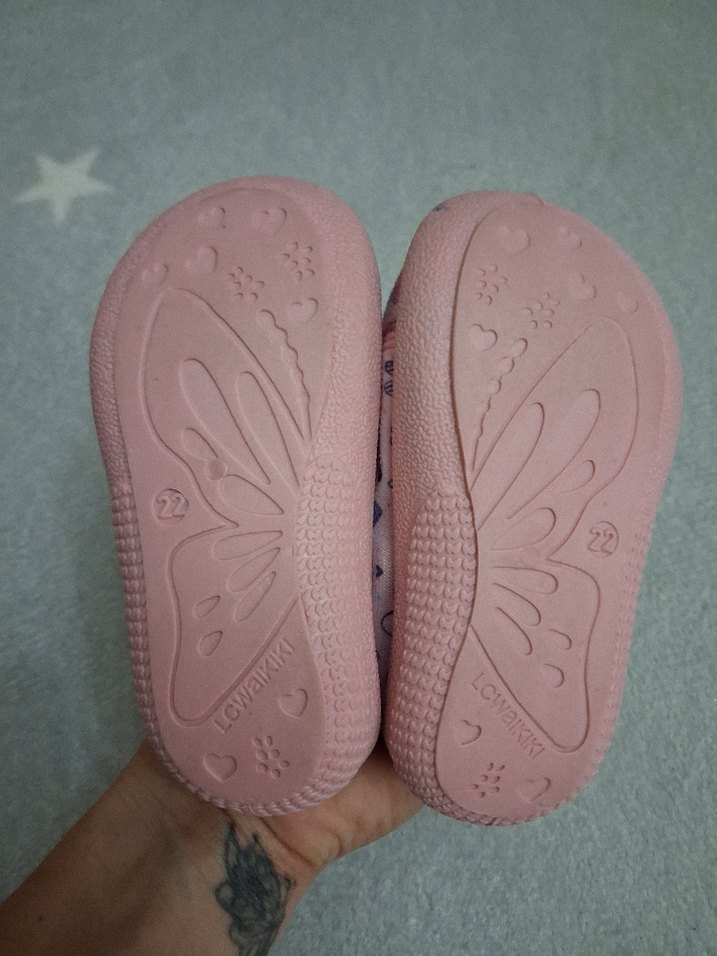 Kız Çocuk Pembe Kalp Desenli Sıcak Terlik - Görsel 3