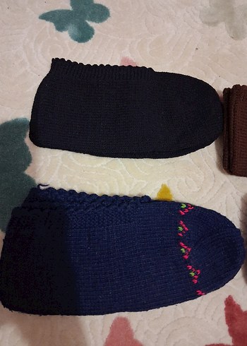 Kız Çocuk Nakışlı Örgü Çorap Seti - Görsel 2