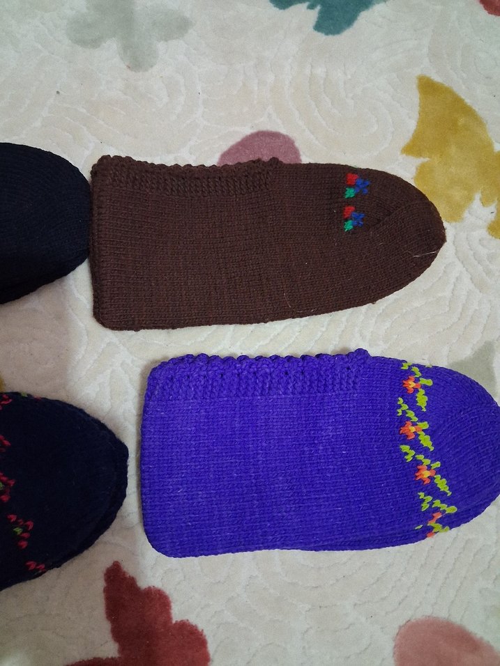 Kız Çocuk Nakışlı Örgü Çorap Seti - Görsel 3