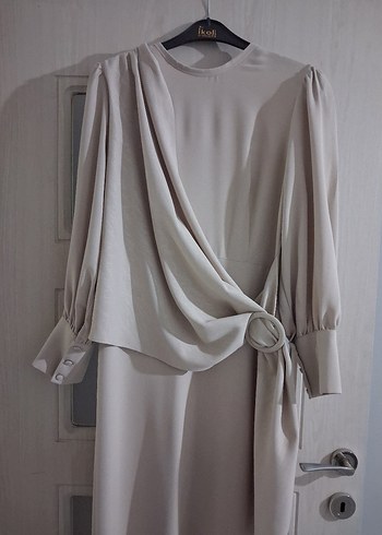 Bej Drapeli Uzun Kadın Elbise - Görsel 2