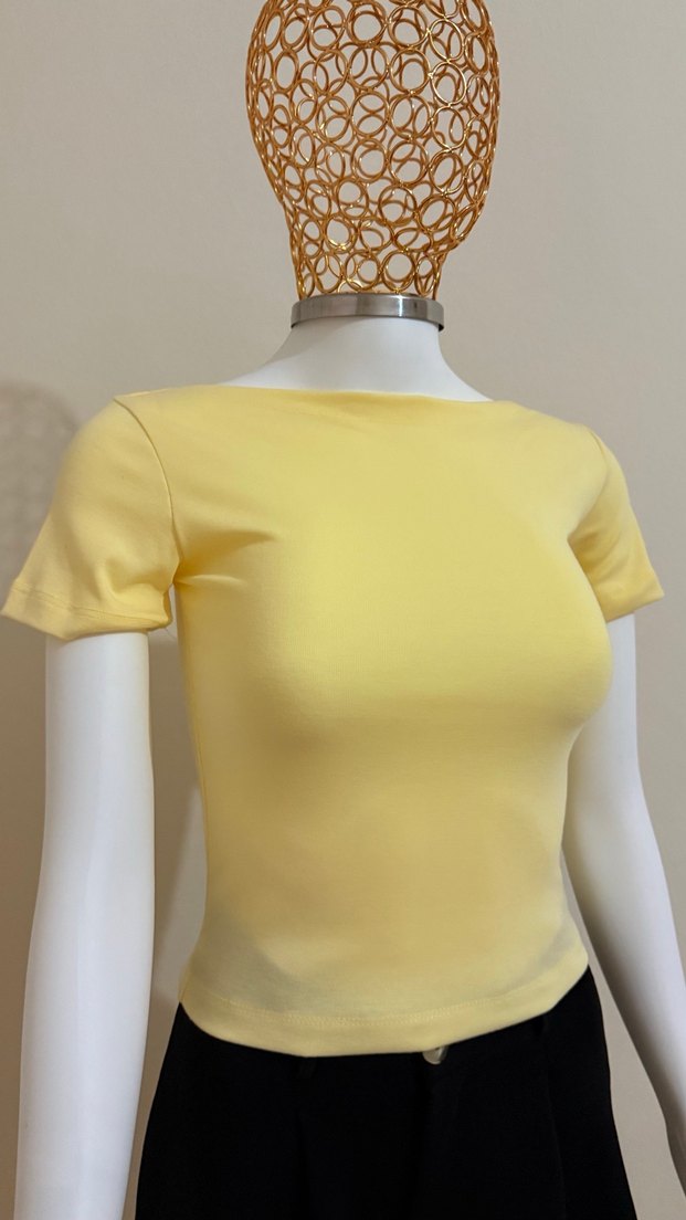 Sarı Mini Kadın Tişört, Kayık Yaka, Kısa Kollu - Görsel 2