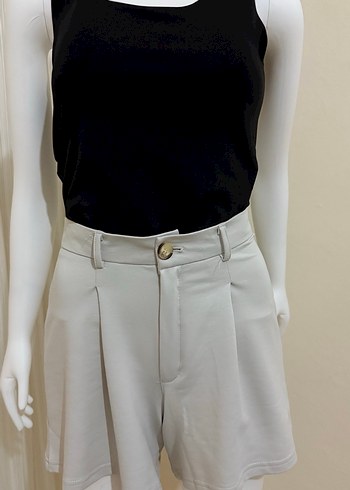 Kadın Gri Yüksek Bel Mini Şort - Görsel 2