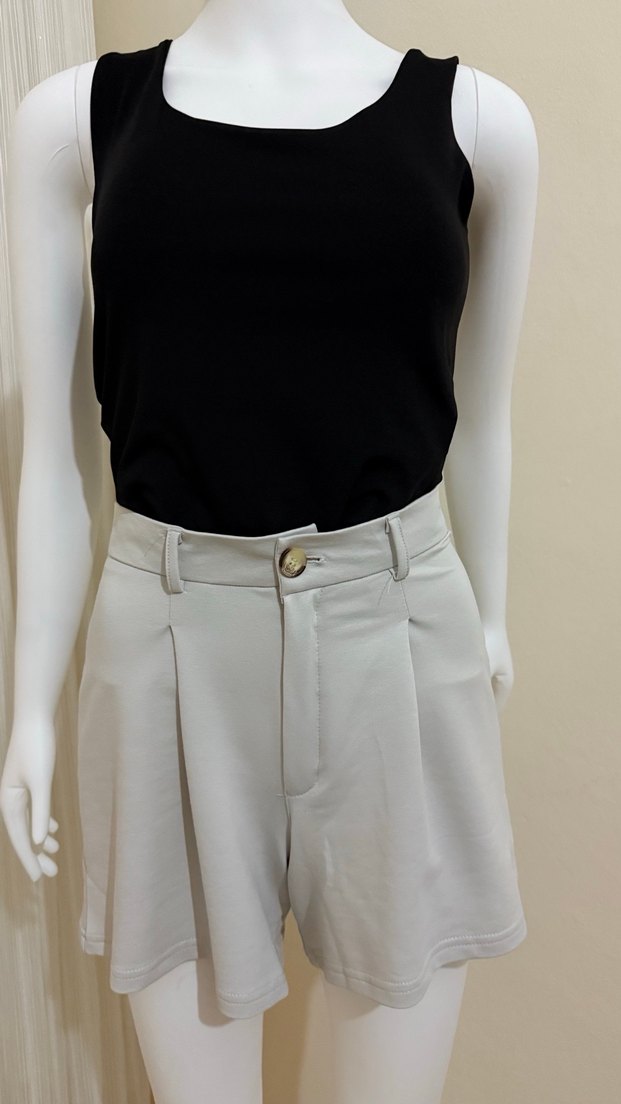 Kadın Gri Yüksek Bel Mini Şort - Görsel 2