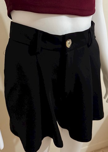 Düğmeli Siyah Mini şort - Görsel 2