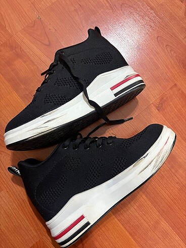 Balenciaga Kasın spor ayakkabı