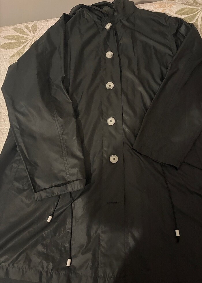Vesna marka yağmurluk 1 beden - Görsel 2