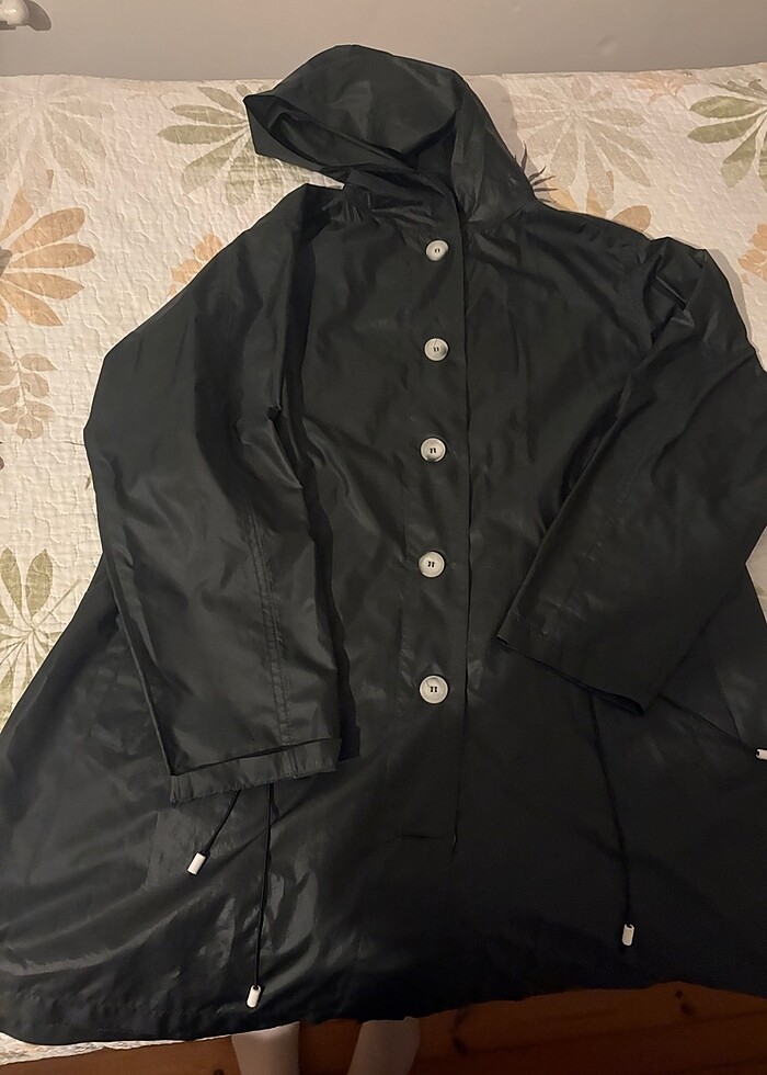 Vesna marka yağmurluk 1 beden - Görsel 3