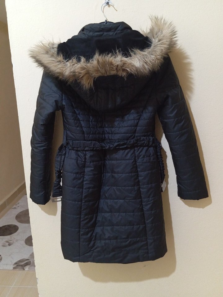 Kürk Detaylı Siyah Kadın Kışlık Mont - Görsel 2