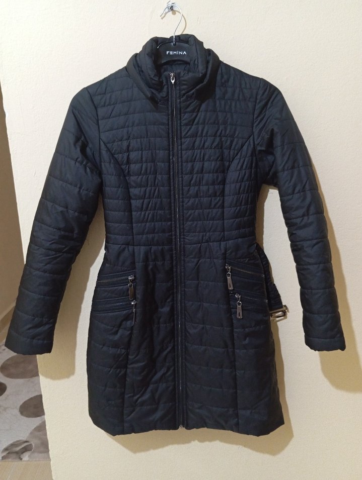 Kürk Detaylı Siyah Kadın Kışlık Mont - Görsel 3