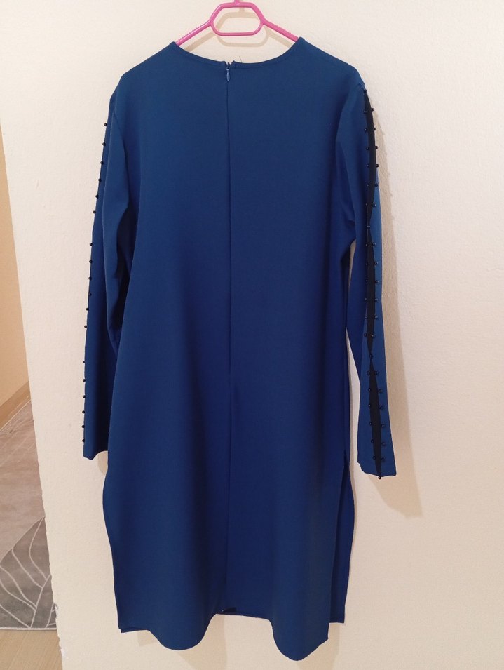 Mavi Uzun Kollu Nakışlı Tunik - Görsel 3