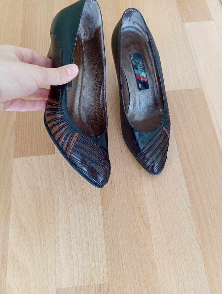 Kadın Siyah Klasik Topuklu Ayakkabı - Görsel 4