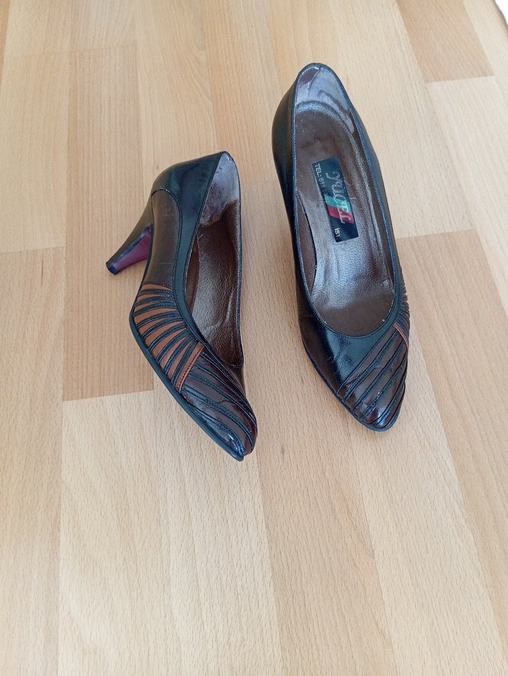 Kadın Siyah Klasik Topuklu Ayakkabı - Görsel 3