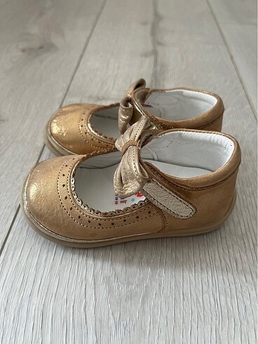 20 Beden altın Renk Dore kız bebek ayakkabısı