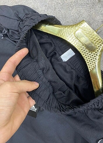 Nike NİKE CEP FERMUARLI İÇİ ASTARLI ŞORT