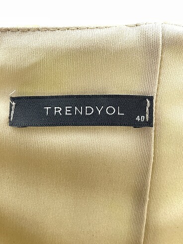 40 Beden çeşitli Renk Trendyol & Milla Uzun Elbise %70 İndirimli.