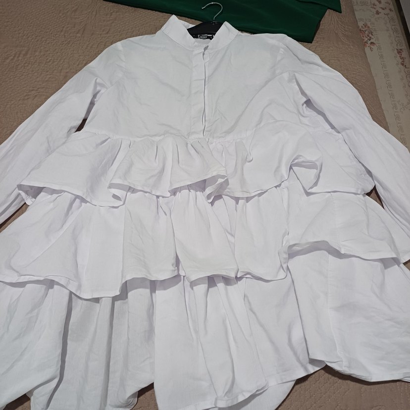 Fırfırlı Beyaz  bluz - Görsel 2