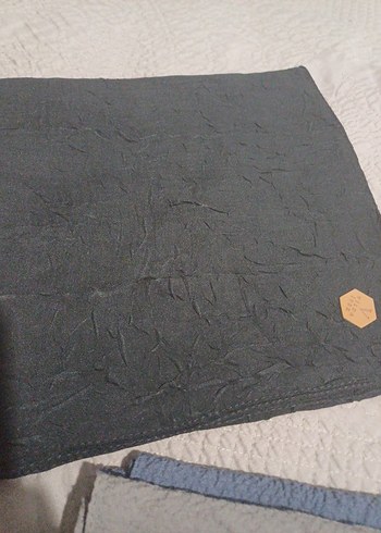 Kare eşarp - Görsel 6