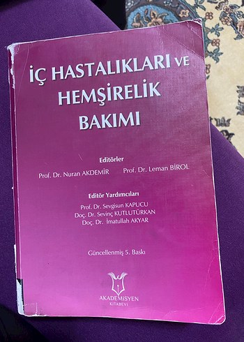 İç Hastalıkları ve Hemşirelik Bakımı Kitabı