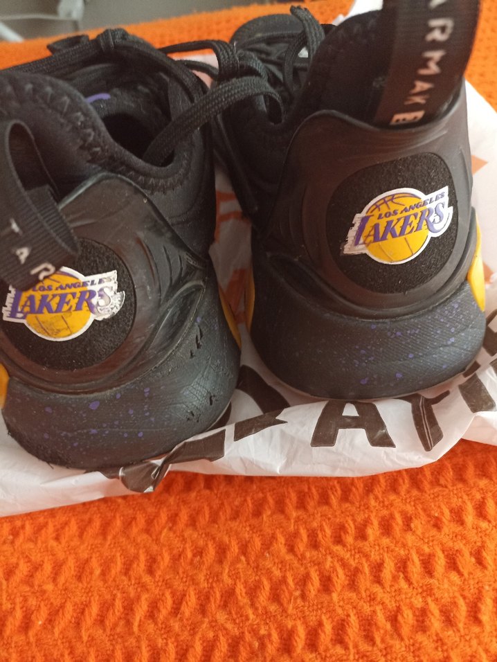 Mor Detaylı Bağcıklı Basketbol Ayakkabısı - Görsel 2