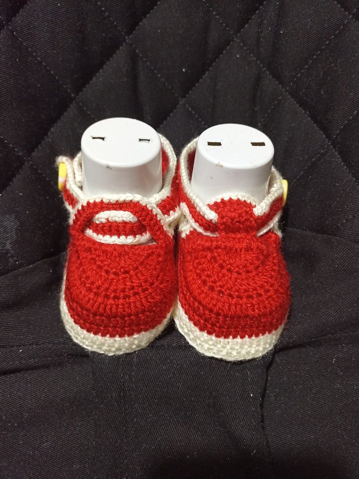 Kız Çocuk Kırmızı Örgü Bot - Görsel 5