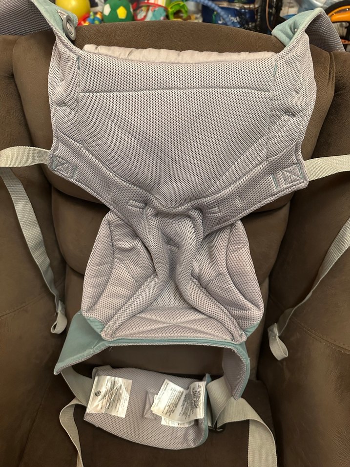 Ergobaby 360 Gri Bebek Taşıyıcı - Görsel 5