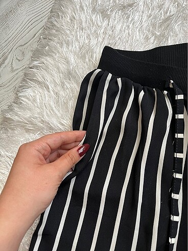 xl Beden Zara çizgili şort