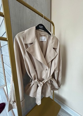 Stradivarius Bej Trençkot