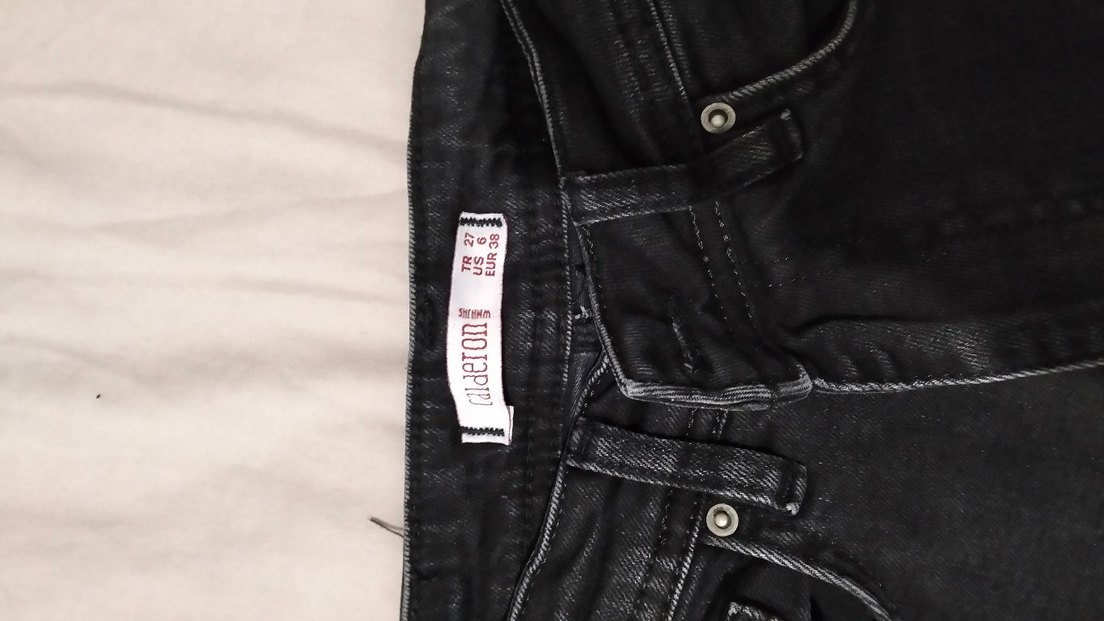 Siyah Bol Kesim Midi Kadın Kot Pantolon - Görsel 3