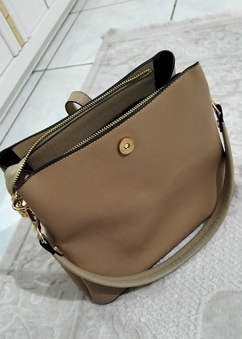Bej Deri Kadın Çantası - Görsel 2