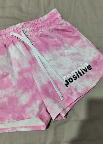 Pembe Tie-Dye Mini Şortlar - Görsel 2