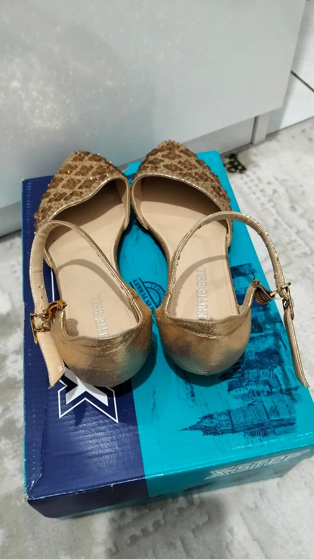 Altın Renkli Kemerli Blok Topuklu Kadın Babet - Görsel 4