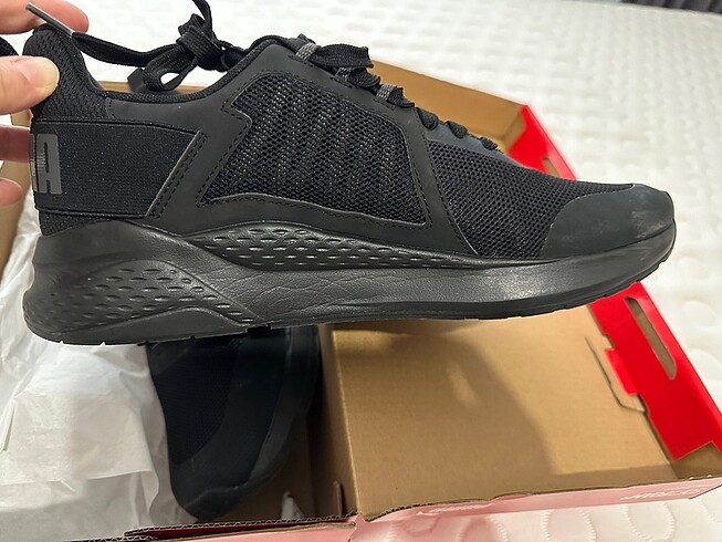 Yeni hiç giyilmedi erkek puma
