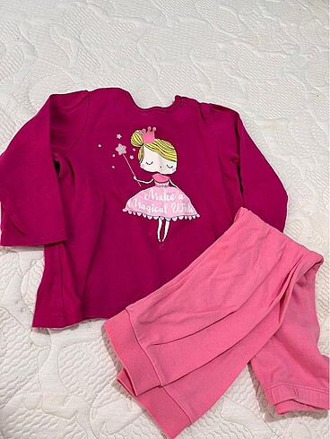 Kız çocuk pijama takımı