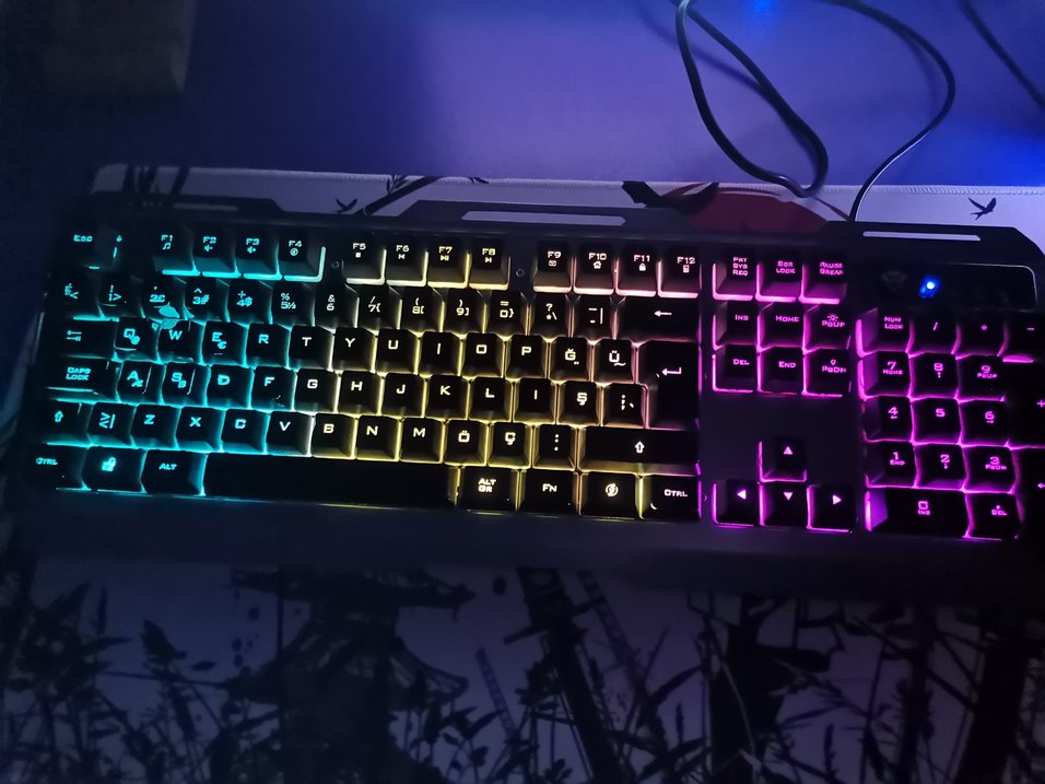 Oyuncu klavyesi gtx 845 - Görsel 3