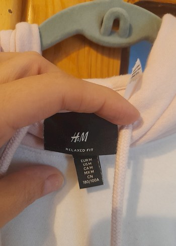 H&M Pokemon Koleksiyonu Sweatshirt - Görsel 4