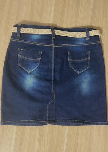 31 Beden beyaz Renk Kemer Detaylı Lacivert Denim Mini Etek
